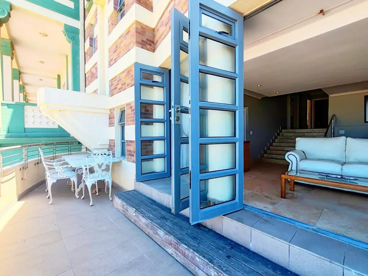 Sunrise Deck Empire Apartment Muizenberg 0*,