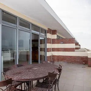 Apartment Surfers Penthouse, Muizenberg