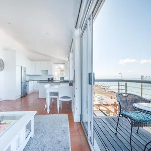 Apartment Oceanfront Penthouse By Open, Muizenberg